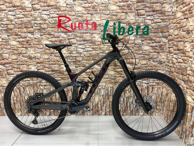 Trek Slash 9.8 XT Gen 5 2023