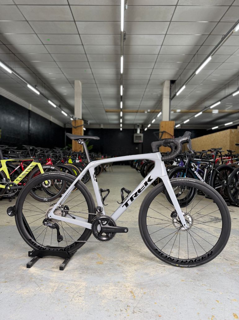 Trek Domane SLR 7 Gen 4 AXS 2024