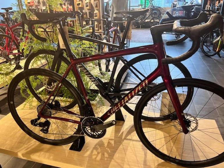 SPECIALIZED AETHOS 2 PRO SRAM FORCE AXS 2026