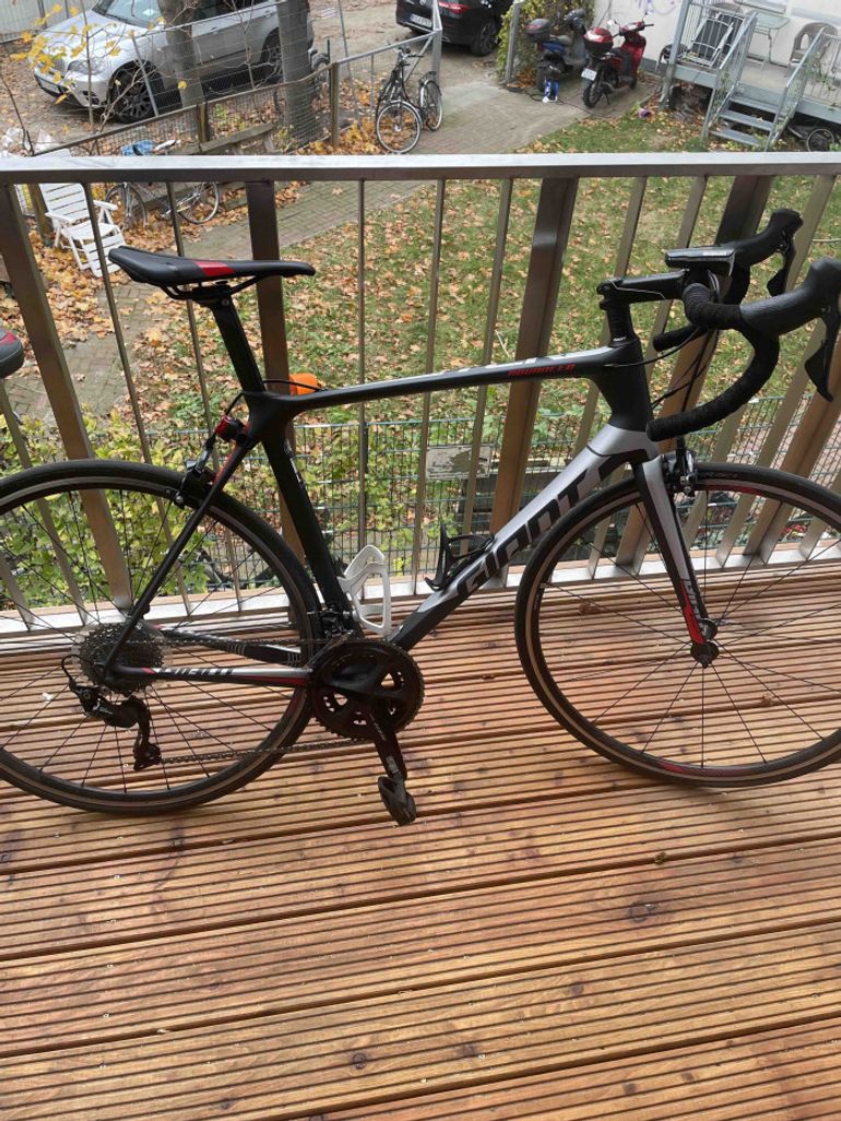 Used Giant TCR Advanced 2 2019 Road & Gravel — image 1 of 4