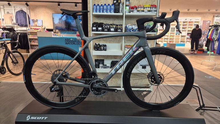 Trek Madone SLR 9 AXS Gen 8 2026