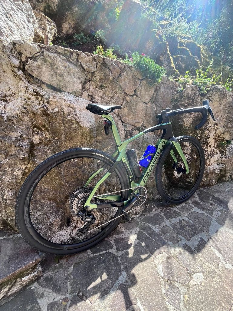 Pinarello GREVIL F7 - SHIMANO GRX 820 2025