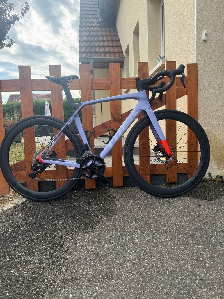 Trek Madone SL 6 Gen 8 2025