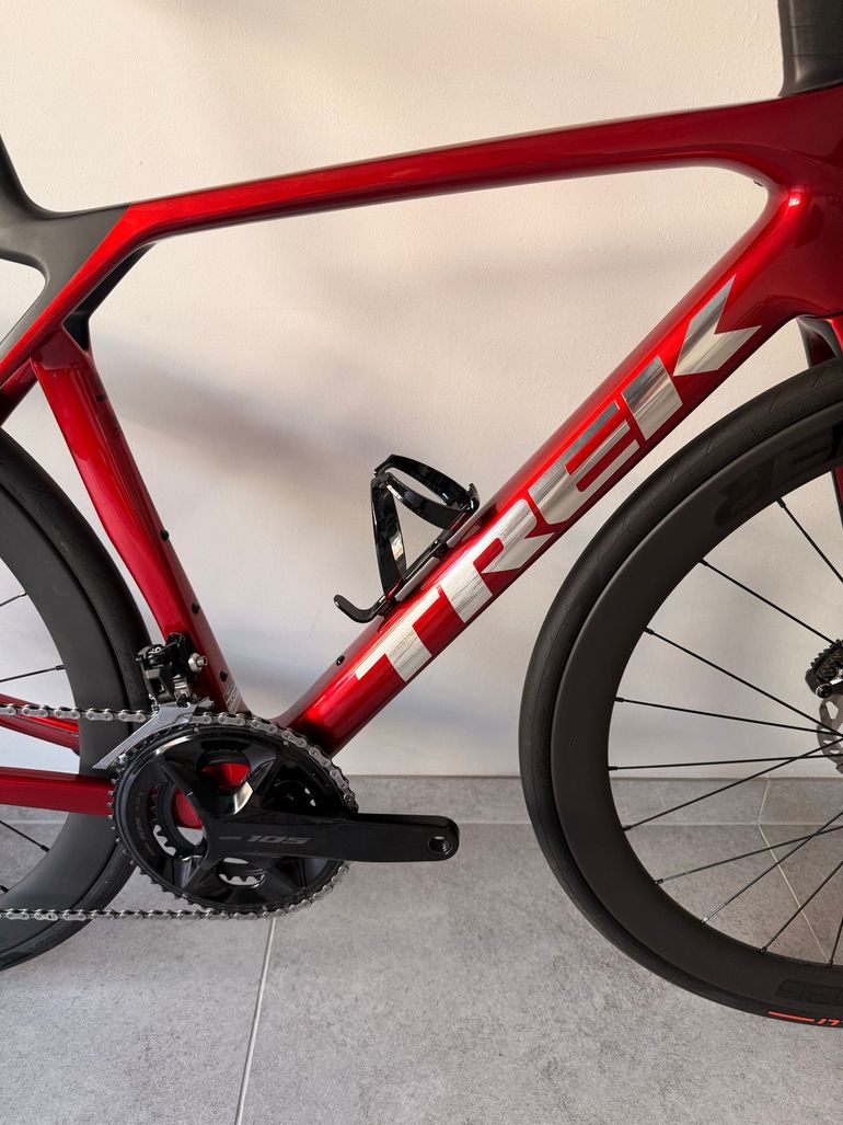 Trek Madone SL 5 Gen 8 2025