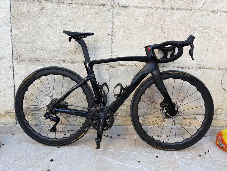 Pinarello DOGMA F DURA ACE Di2 Disc 2024