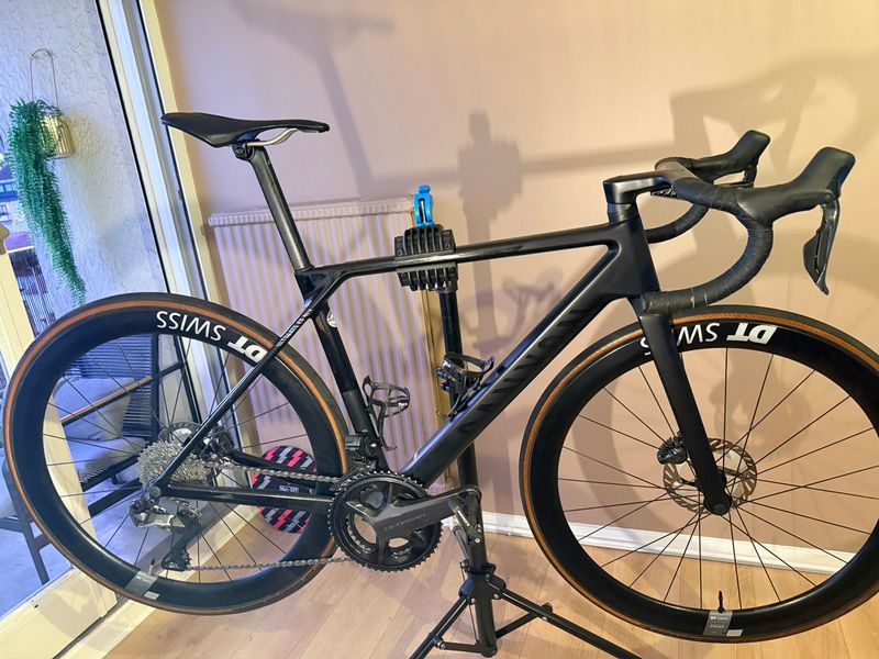 Used Canyon Ultimate CF SLX 8 Di2 2023 2023 Road & Gravel