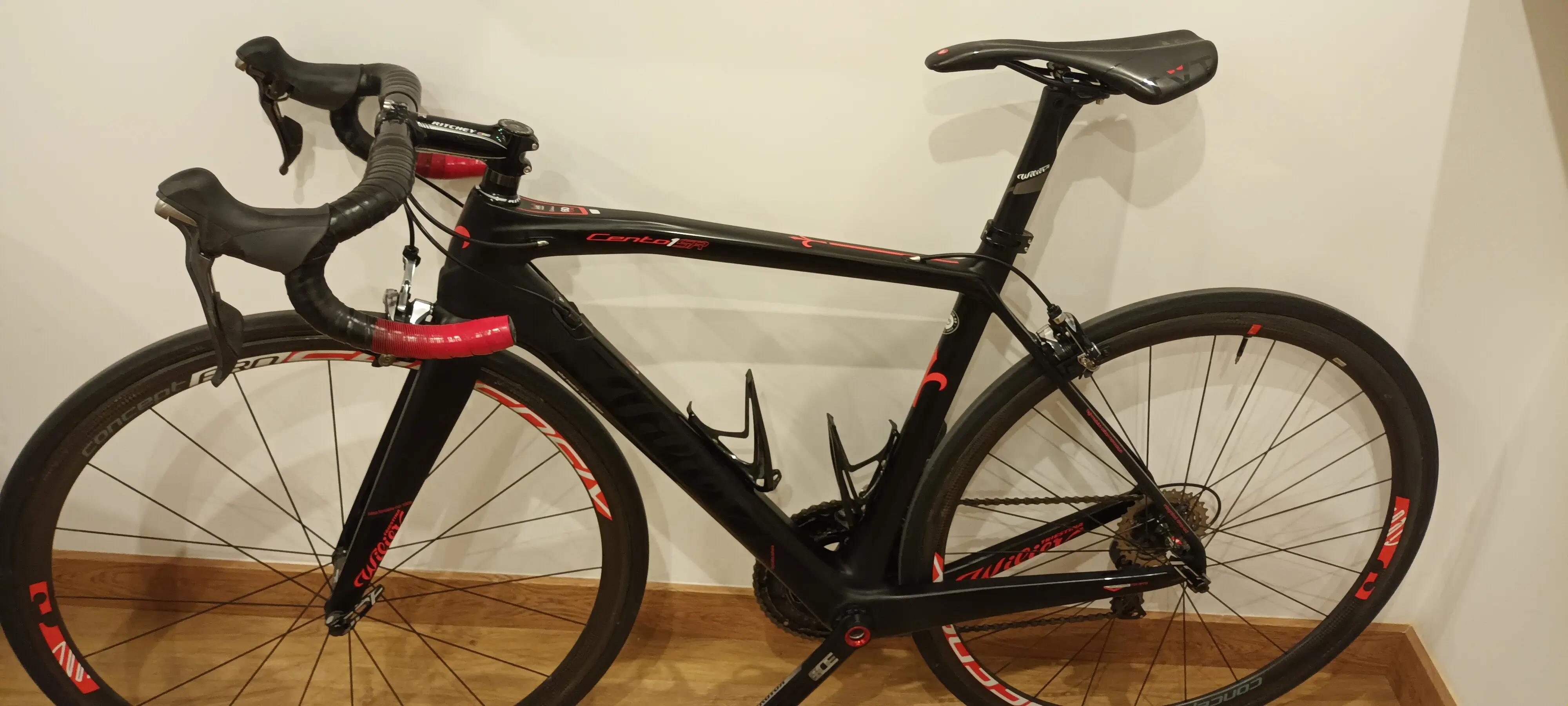 Wilier cento best sale 1 sr 2017