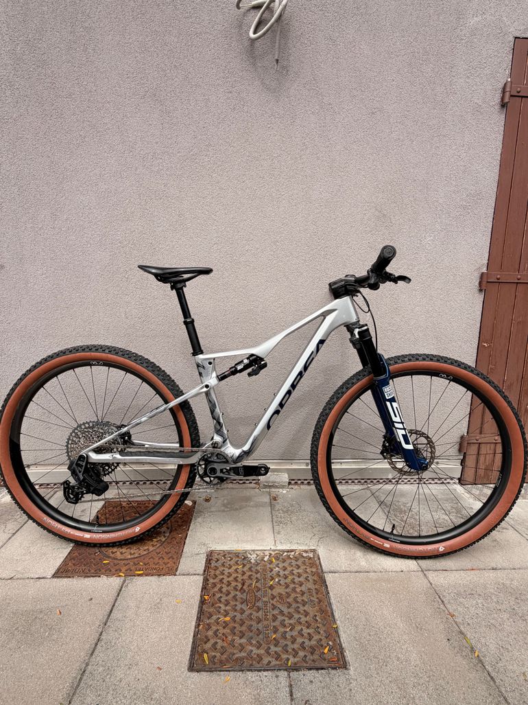 ORBEA OIZ M-TEAM AXS 2027