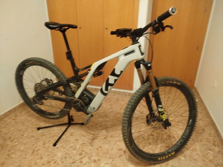 Husqvarna Mountain Cross MC6 2022
