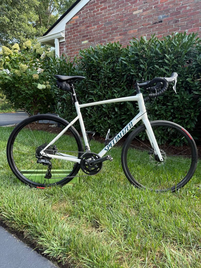 Used Specialized Allez - Shimano CUES 2026 2026 Road & Gravel