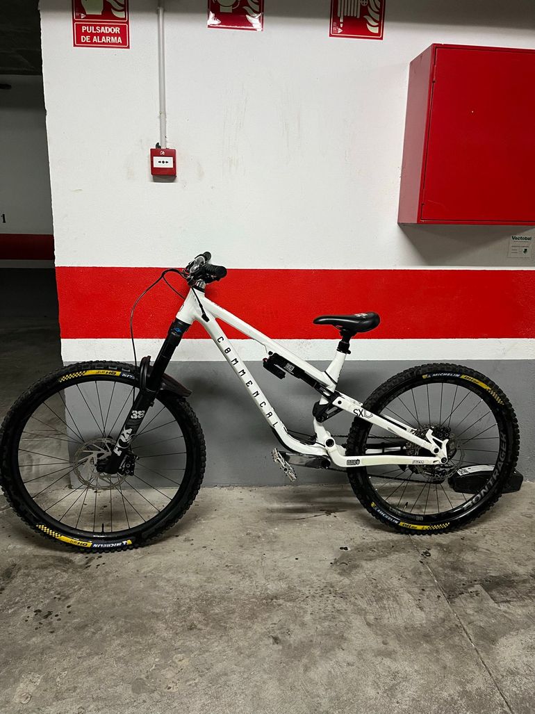 Commencal META SX V4 ESSENTIAL 2 2022