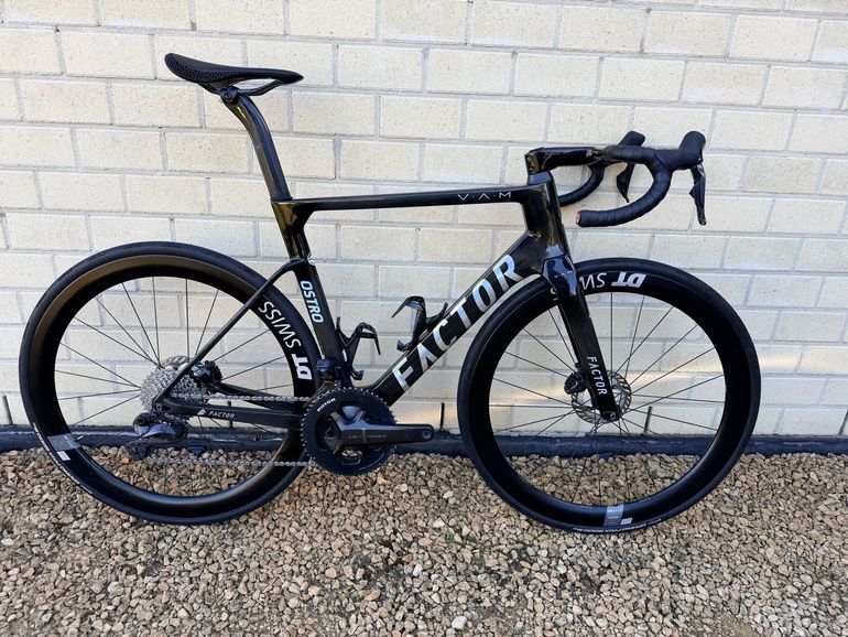 Factor OSTRO VAM - Shimano Ultegra 2025
