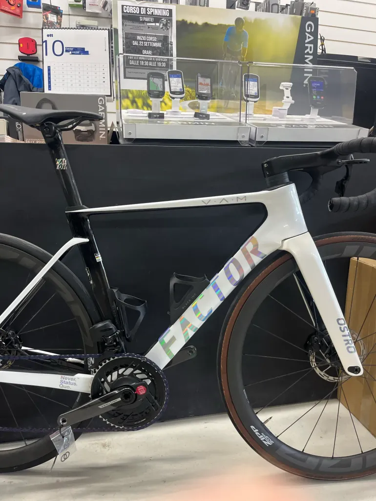 Factor OSTRO VAM - SRAM Force w/ Power Meter 2025