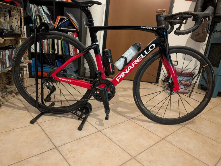 Pinarello F7 ULTEGRA Di2 2023