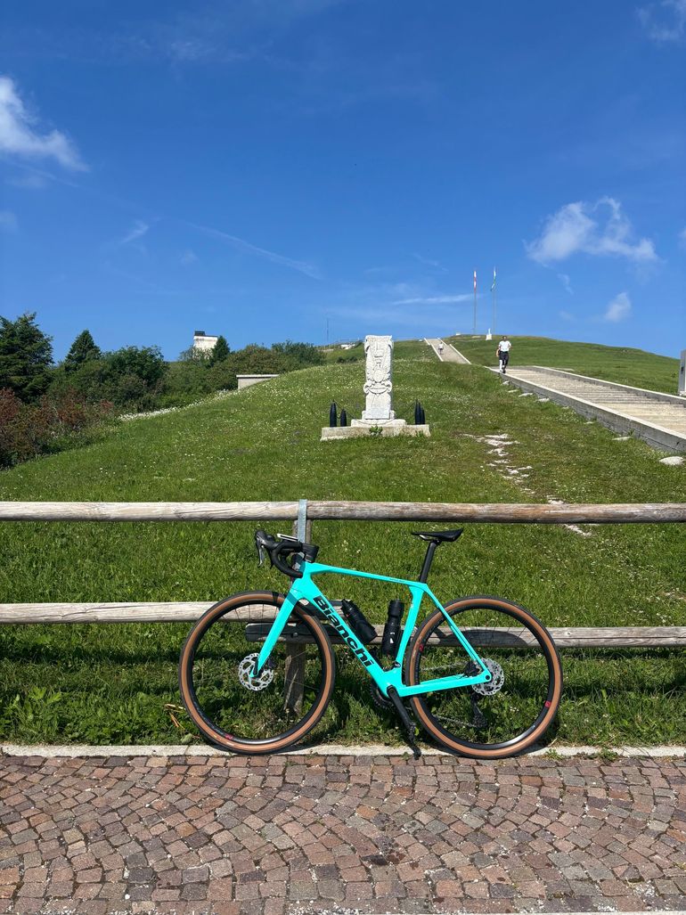 Bianchi Impulso COMP GRX 610 disc 2024