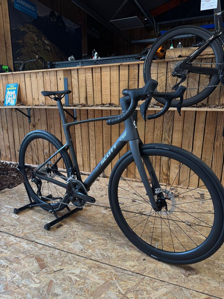 Scott Addict RC 30 2025