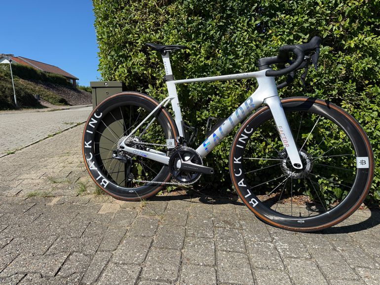 Factor OSTRO VAM - Shimano Ultegra 2025