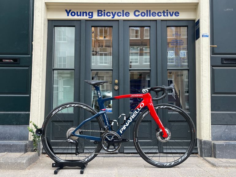 Pinarello DOGMA F DURA ACE Di2 Disc 2024