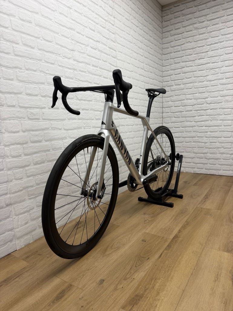 Used Canyon Endurace CF 7 AXS 2026 – $ 3,440 | buycycle