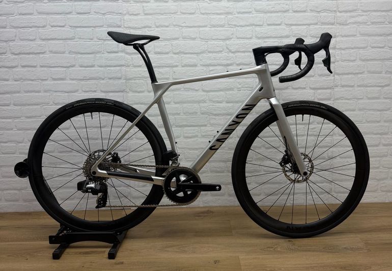 Used Canyon Endurace CF 7 AXS 2026 – $ 3,440 | buycycle