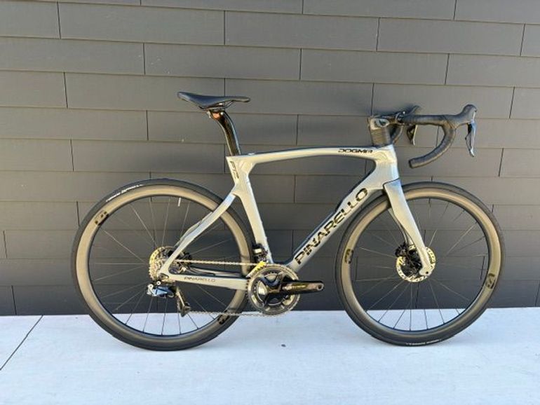 Pinarello DOGMA F DURA ACE Di2 Disc 2024