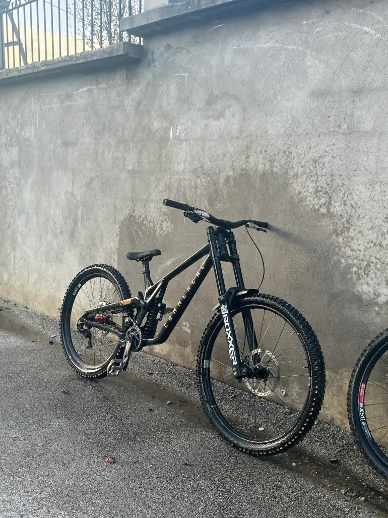Commencal SUPREME DH V5 SIGNATURE 2022