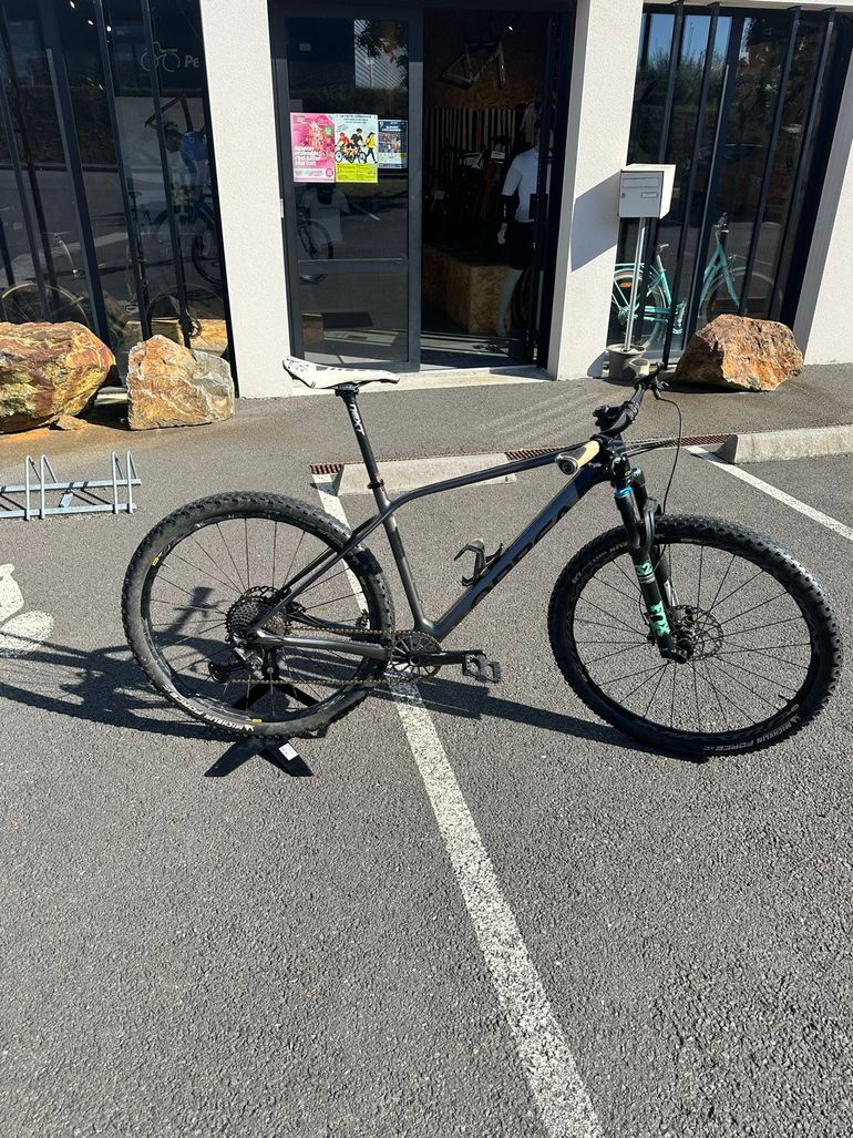 Orbea ALMA M-PRO 2025