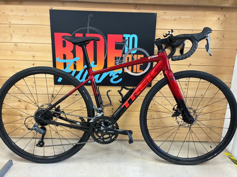 Trek Domane AL 2 Gen 4 2025