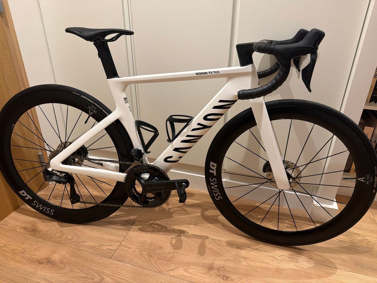 CANYON AEROAD SLX8 di2 2026 xs (7/21購入) Used Canyon Aeroad CF SLX 8 Di2 2026 – € 5.000 | buycycle
