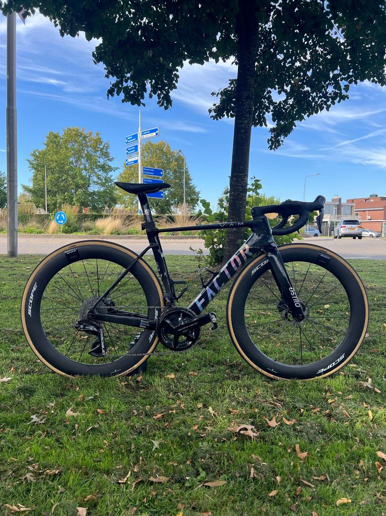 Factor OSTRO VAM - Shimano Dura-Ace 2025