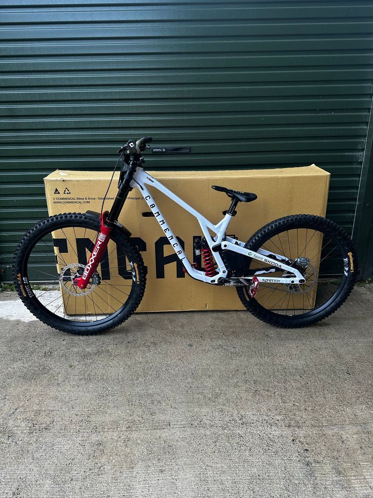 Commencal SUPREME DH V5 ROCKSHOX 2026