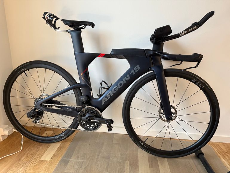 Argon18 E-119 Tri+ Disc SRAM Force AXS 2024