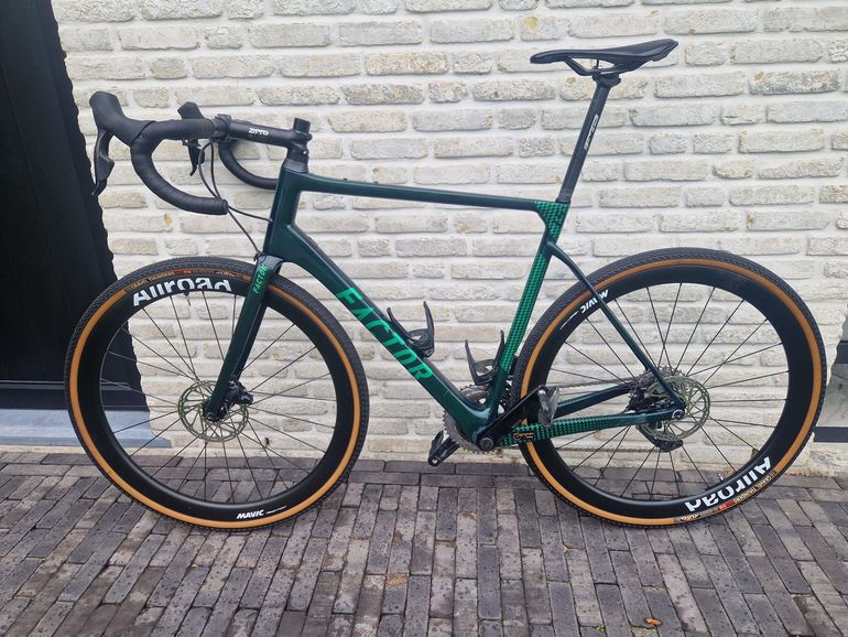 Factor LS SRAM Force eTap AXS WIDE 2023
