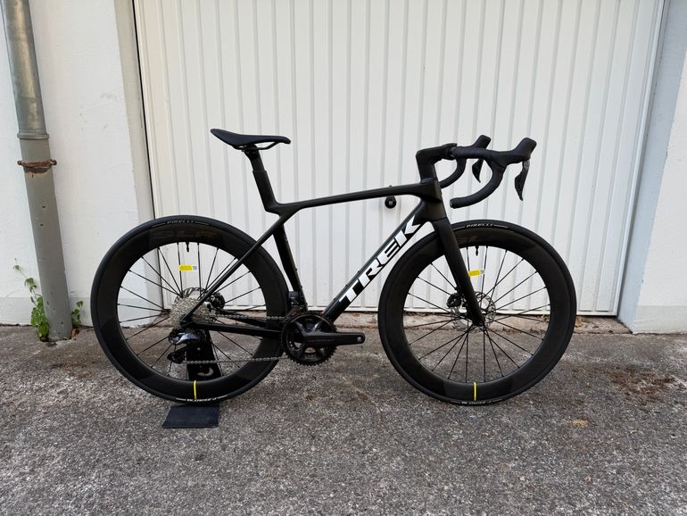 Trek Madone SL 5 Gen 8 2025