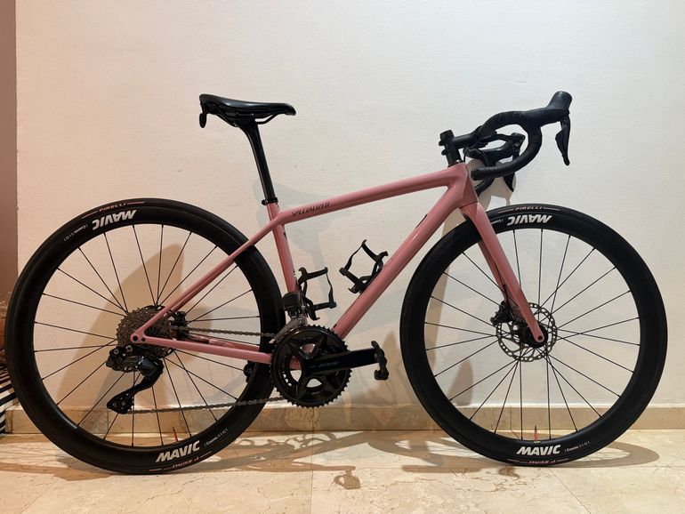 Specialized Aethos Comp - Shimano 105 Di2 2024 | 2BX