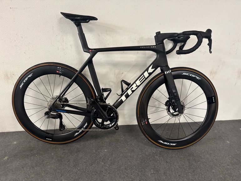 Trek Madone SLR 7 AXS Gen 8 2026