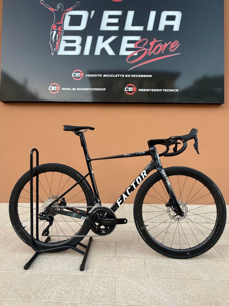 Factor O2 VAM - Shimano Ultegra 2024