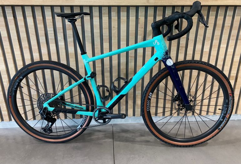 Bmc URS 01 THREE 2024