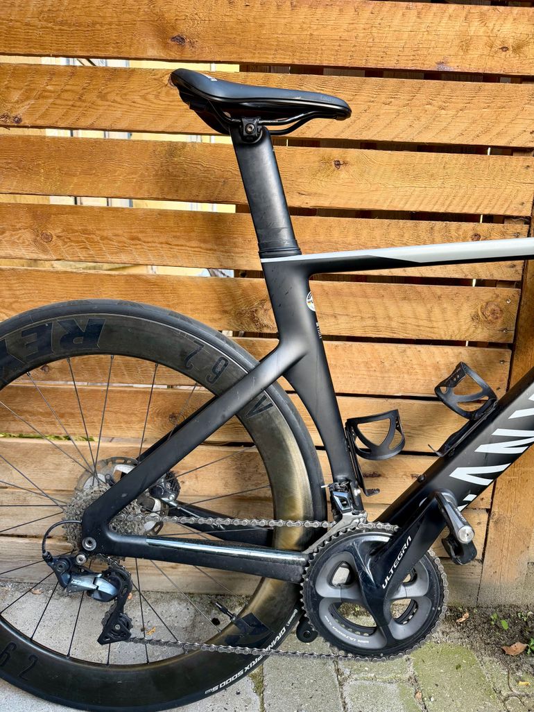 Used Canyon Aeroad CF SL 8 Disc 2022 – € 4.720 | buycycle