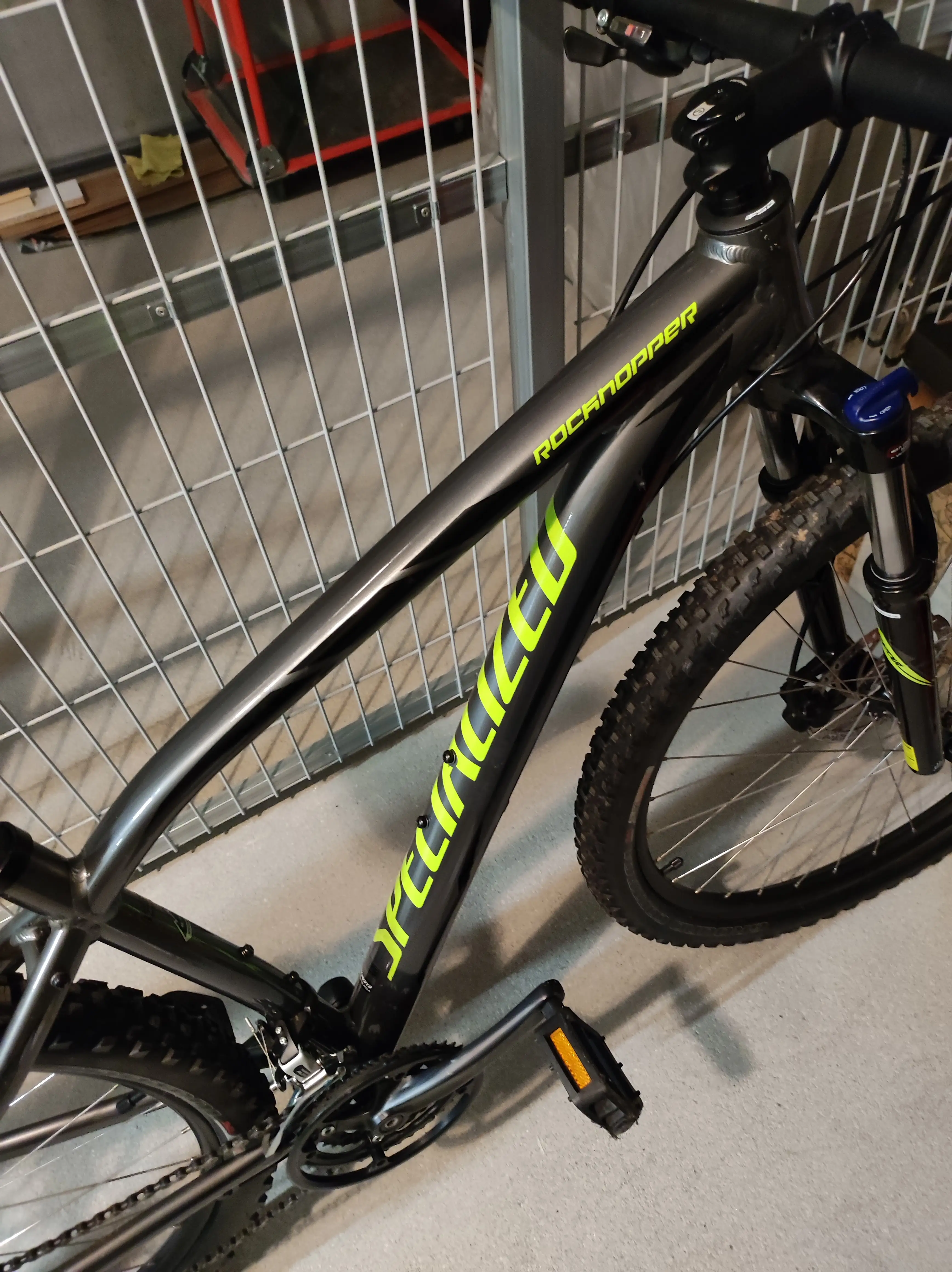 Specialized Rockhopper 29 used in M buycycle UK