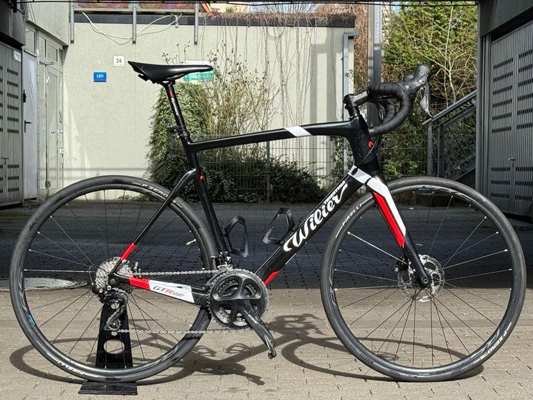 Wilier Triestina GTR Team Disc SHIMANO 105 R7020 2020 | 2BX