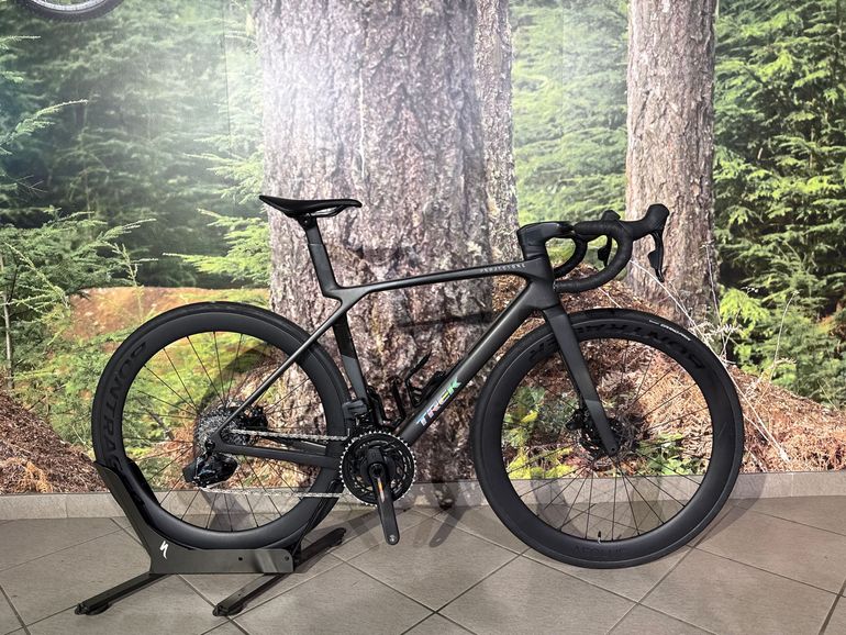 Trek Madone SLR 7 AXS Gen 8 2026