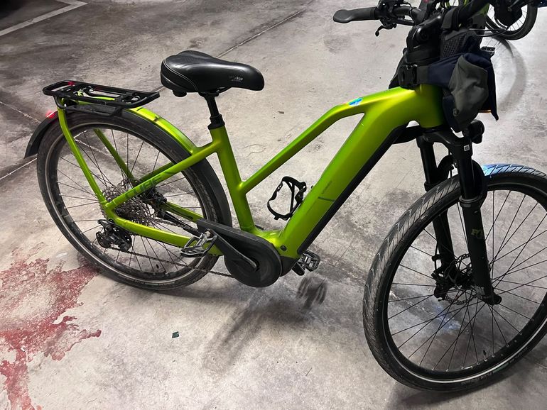 Cube KATHMANDU HYBRID, EXC 800 2025