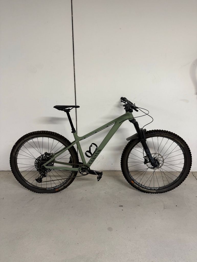Canyon Stoic 4 2024