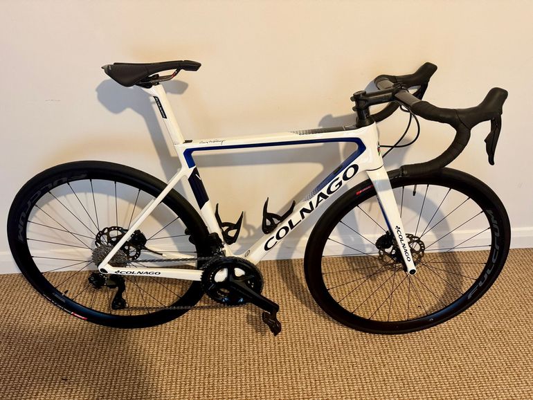 Colnago V3 Disc 105 Bike 2022 — Price & Specs | 2BX