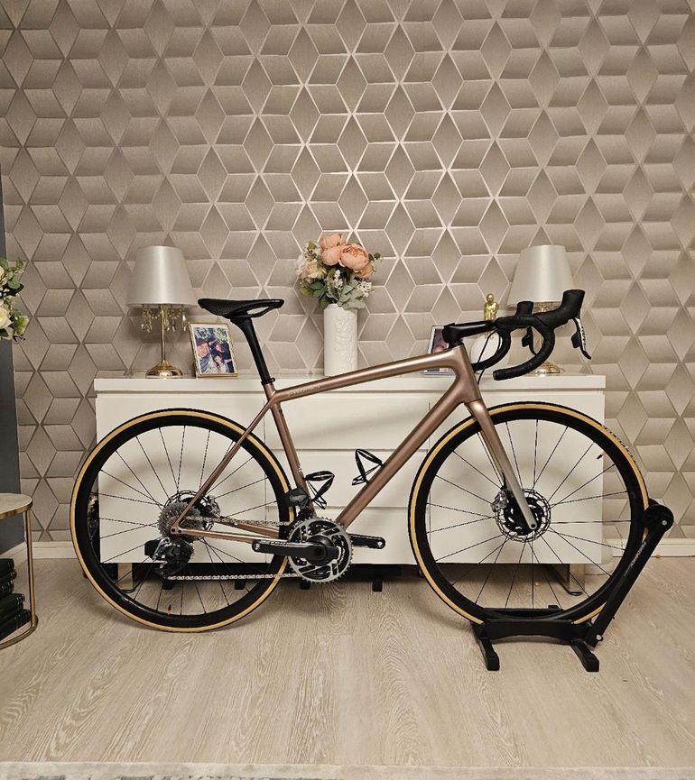 SPECIALIZED S-WORKS AETHOS SRAM AXS 2025