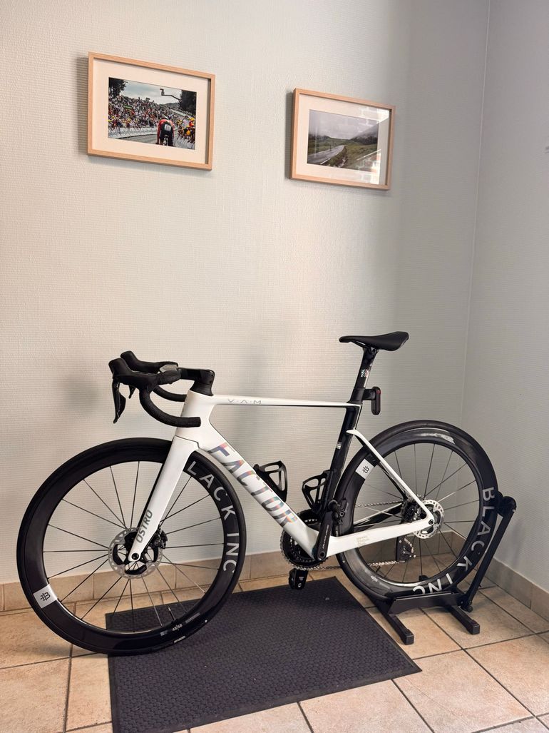 Factor OSTRO VAM - Shimano Dura-Ace 2025