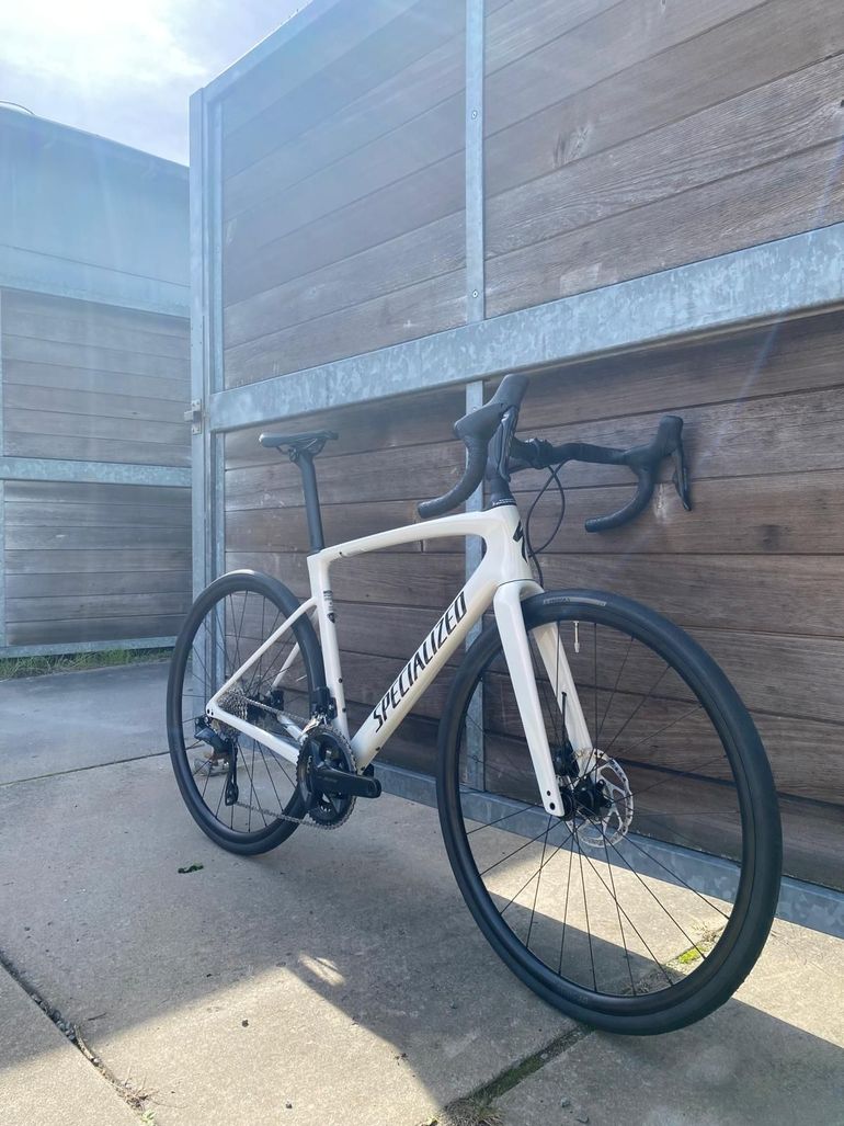 SPECIALIZED ROUBAIX SL8 COMP SHIMANO 105 DI2 2026
