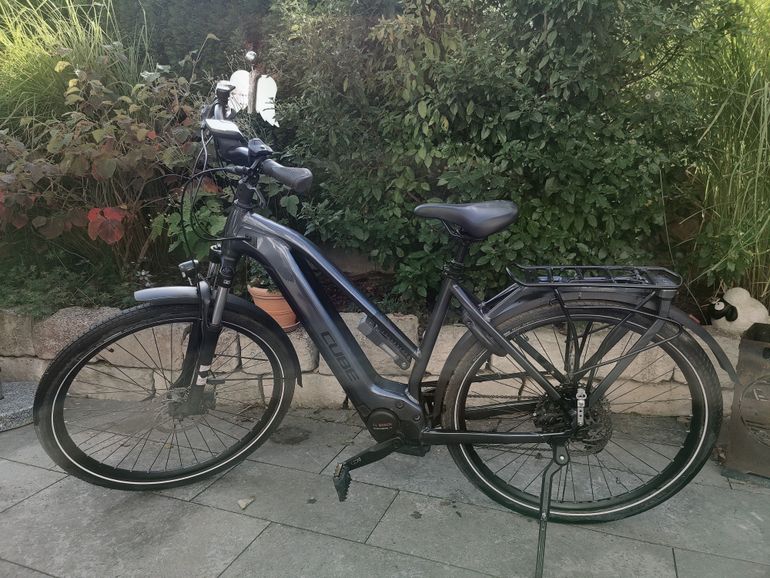 Cube TOURING HYBRID, PRO 625 2023