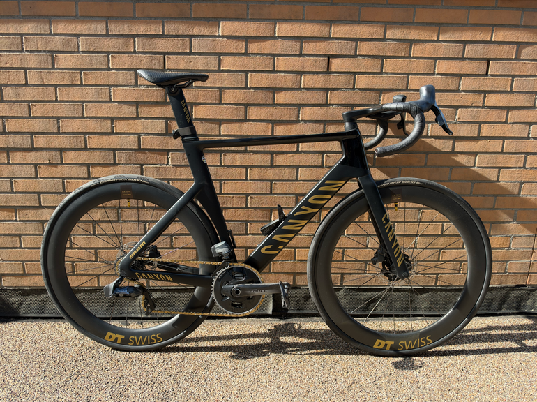 Canyon Aeroad CF SLX 8 Disc eTap 2022 — Price & Specs | 2BX